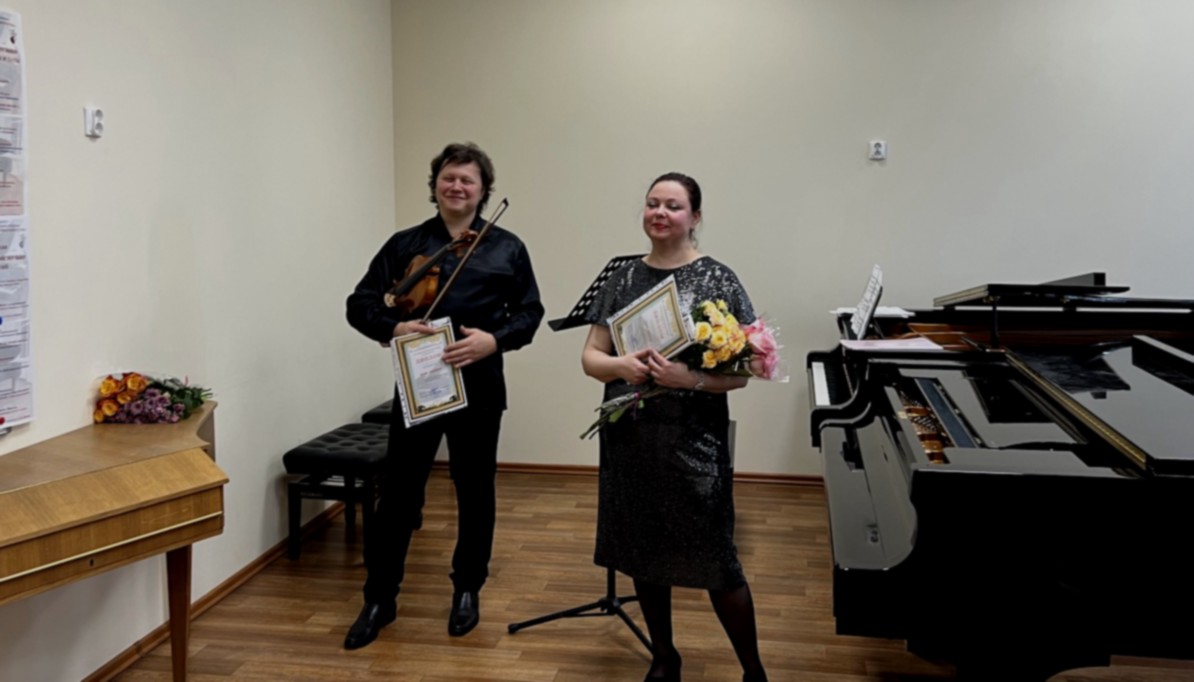 Музыкальные ансамбли, камерные коллективы и популярные группы - 1